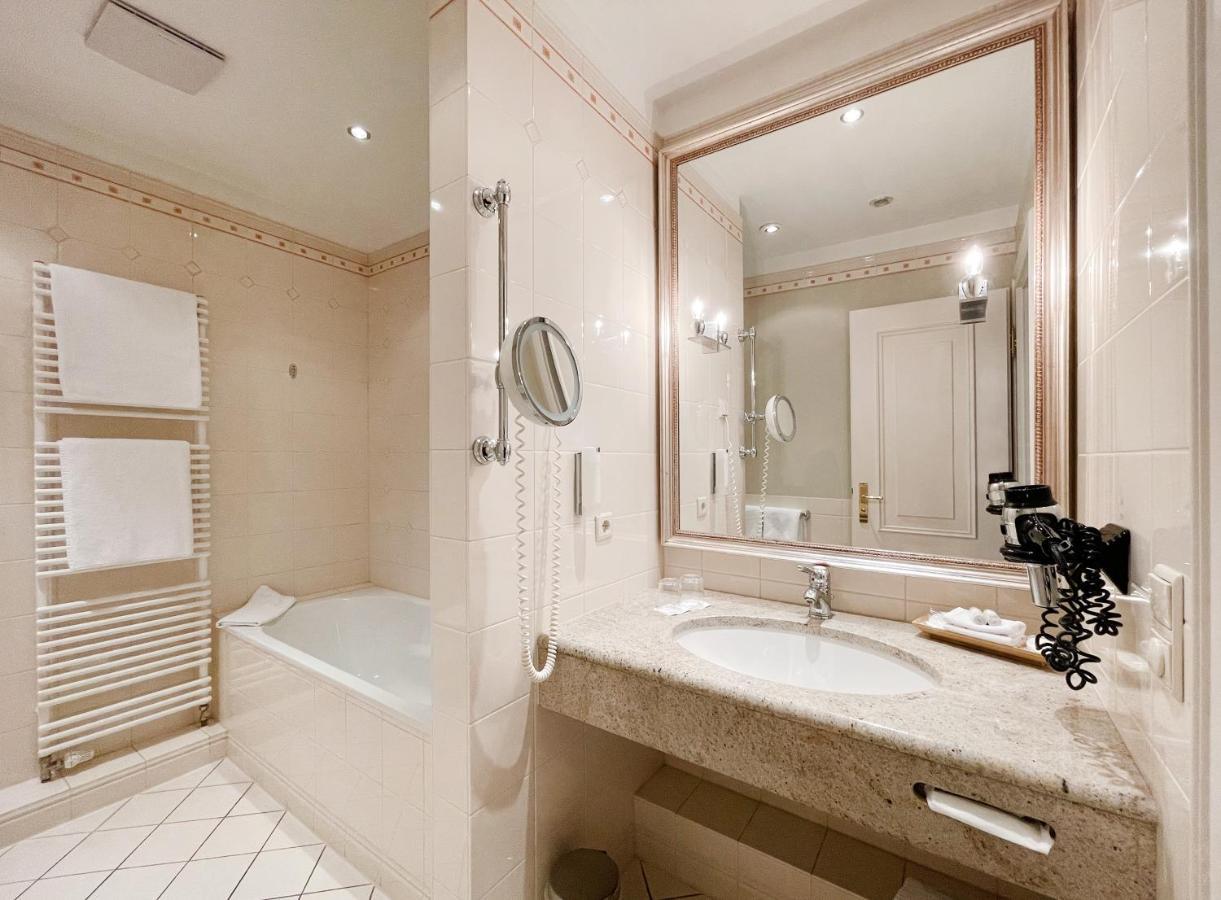 Romantik Hotel Kieler Kaufmann Εξωτερικό φωτογραφία